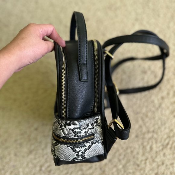 WOMEN'S BACKPACK BLACK - Picture 10 of 10